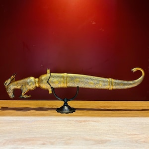 Indian handcrafted Vintage dagger/khanjar/knife in fine gold koftari/damascening with deer head hand grip.