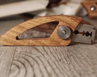 Ronco Showtime Six Star #9 Chop and Serve Knife with a 4.75 Ronco Showtime Six Star #9 Chop and Serve Knife with a 4.75