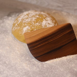 Personalisierter Teigschaber, Holzschaber, Teigmesser, Holzmesser,