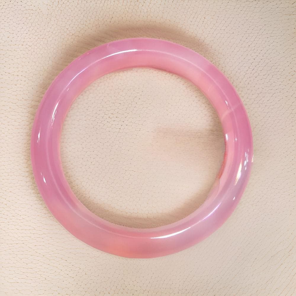 白地に淡いピンクの様な色合い綺麗なJADEITE本翡翠 原石1面