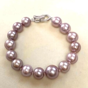 Natural purple pearl bracelet.
