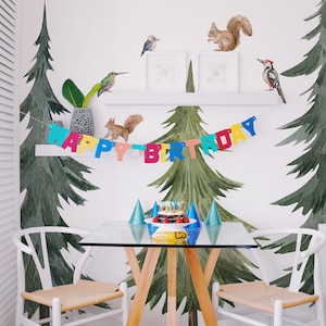 Aquarell Waldbaum Wandtattoo, Schälen und Aufkleben Kinderzimmer Wandbild, selbstklebend, Renter freundlich, abnehmbare Rolle Bild 6