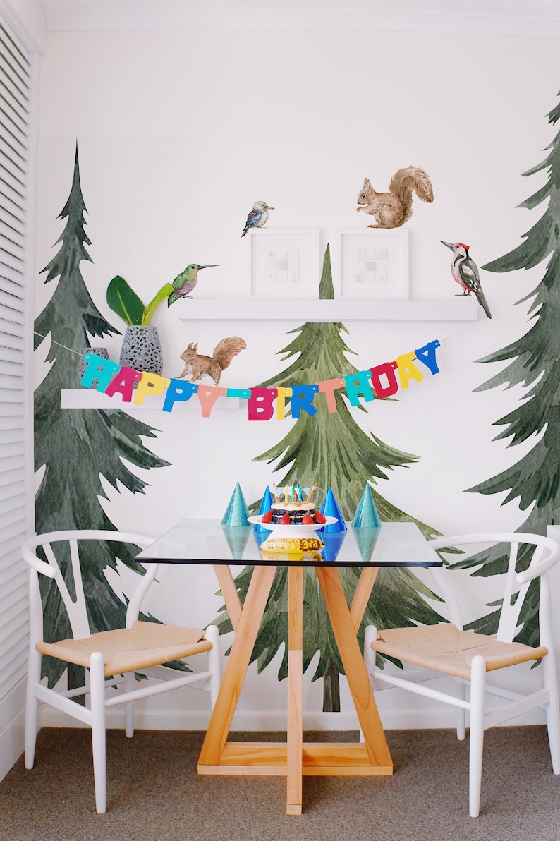Aquarell Waldbaum Wandtattoo, Schälen und Aufkleben Kinderzimmer Wandbild, selbstklebend, Renter freundlich, abnehmbare Rolle Bild 6