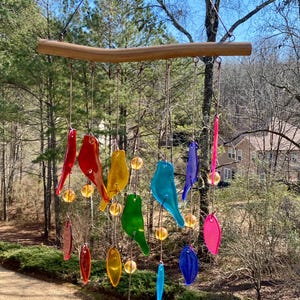 Joyous Outdoor Wind Chimes, 18 Inch Colorful Handmade Glass Rainbow Birds Wind Chime, Melody Soft Sound Chime for Patio, Sunroom, and Garden