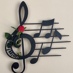 Metal Musical Note Wall Decor: Elegant Music Studio Art