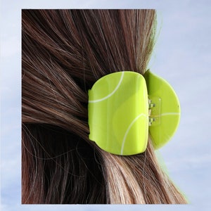 AmorVincitTennis| Luxury Tennis Ball Hairclip|Tennis Gift|Love Tennis|Tennis Hairclip|Men|Women|Tennis Ball Charm|Sport|Fun Tennis|Accessory