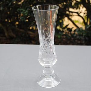 Cristal d&#39;Arques bud vase Taille Beaugency