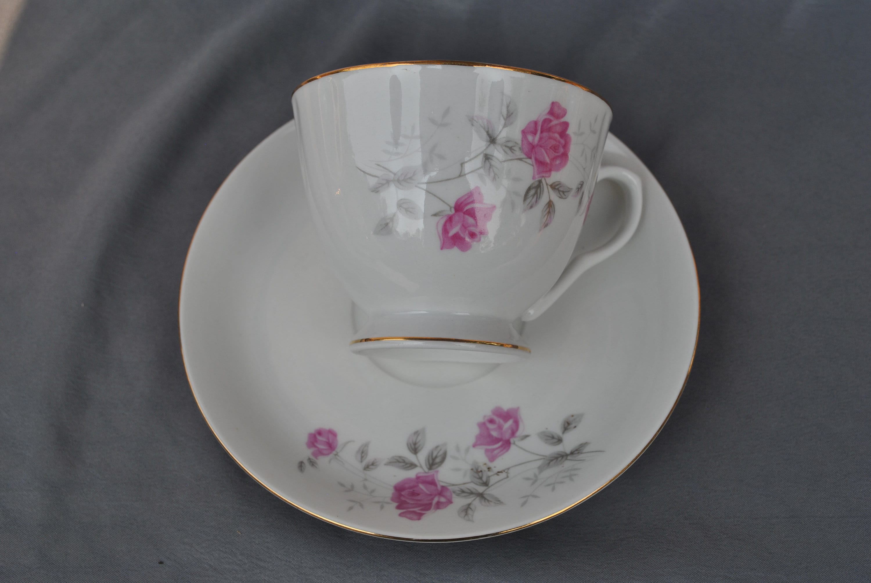 9月末までの出品❣️アンティーク☆AUBECQ社 ローズ柄ホーロー