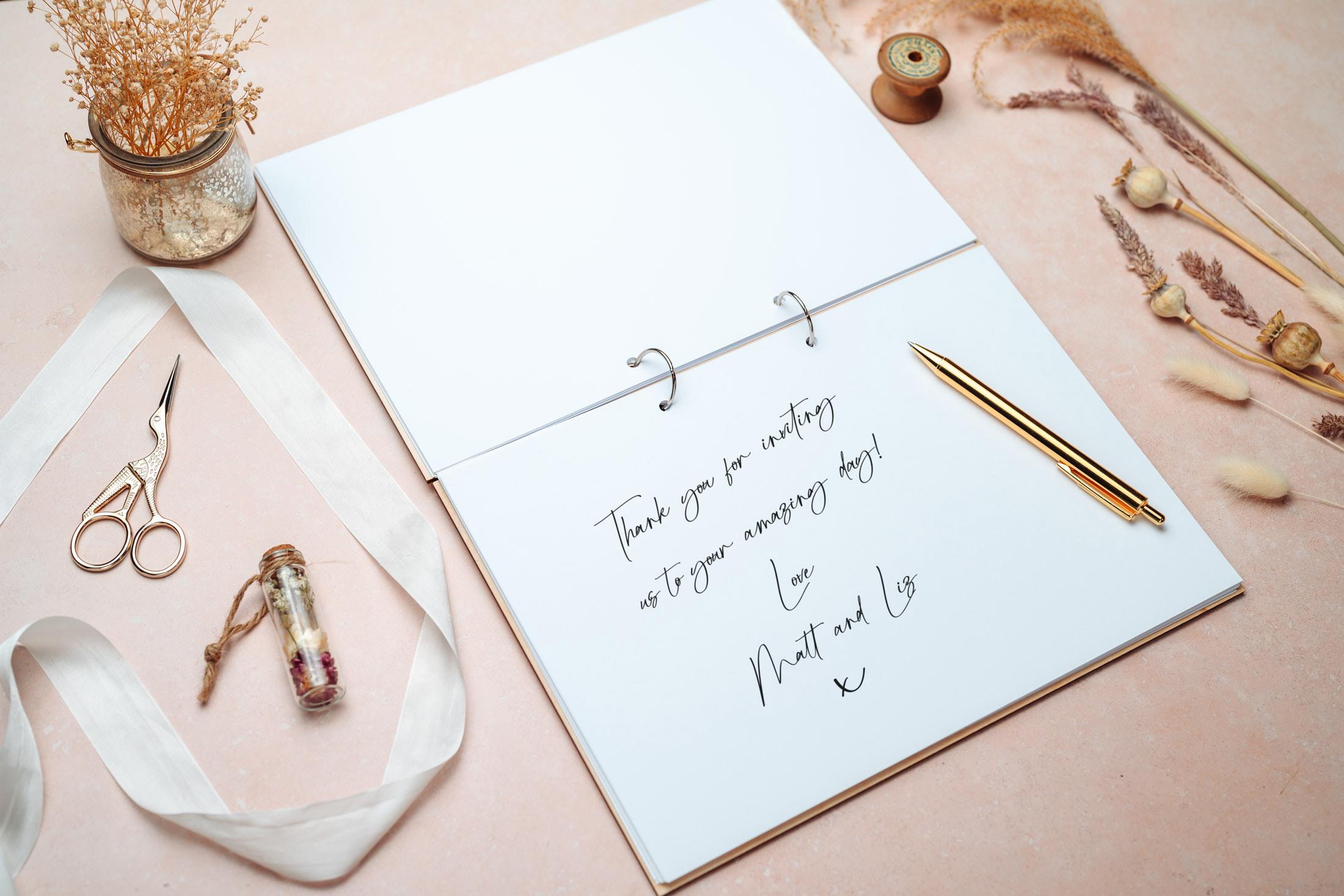 Matrimonio: il libro degli ospiti - Villa Orsini - Matrimoni ed Eventi
