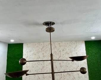 1950 moderne koperen kroonluchter uit het midden van de eeuw 2 roterende gebalanceerde armen Uniek designlamp lichtpunt