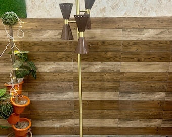 Moderne Italiaanse messing vloerlamp 3-armig stilnovo-stijl design lamp uit het midden van de eeuw