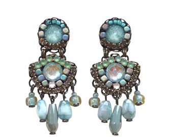 MELIZI Drop Crystal Earrings in Soft Green