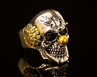 Vintage Punk Skull Jewelry Gift for Men Boys Skull Head Ring for Men Gothic Clown Skull Ring Cocktail Party Ring Vampire Skull Ring Cool Devil Ring Halloween Biker Joker Skull Ring