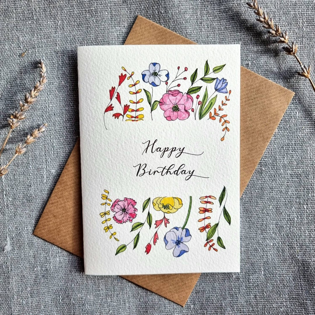 Biglietto di compleanno fatto a mano: note musicali con bottoni, carta kraft o crema - Italia