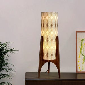 Noa . Archie Rocket Table Lamp – Handmade Lampshade from Vintage 70s Woven Fabric & Hardwood Lamp Base – Mid Century Modern Retro Lamp