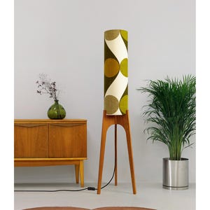 Olli . Archie Rocket Floor Lamp – Handmade from Vintage 70s Fabric & Wooden Lamp Base – Mid Century Modern Retro Lamp