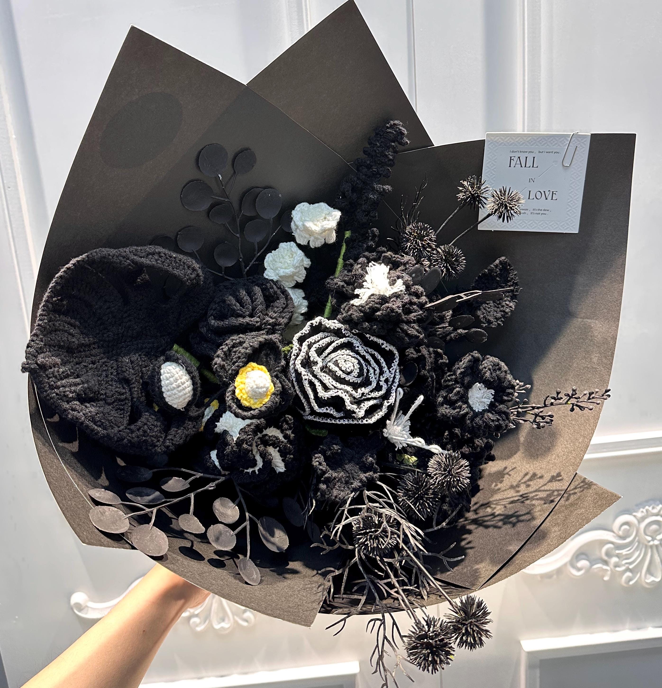 フラワー88　ブラック Gothic Black Crochet Flower Bouquet, Handmade Forever Blooms