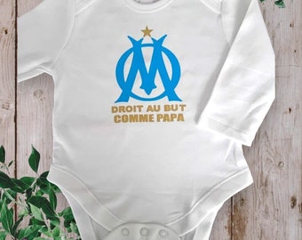 Bodie Body bébé ou t-shirt personnalisé OM Droit au but comme PAPA ou avec le mot de votre choix