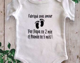 Bodie Gepersonaliseerde baby bodysuit "Met liefde gemaakt door papa in 2 minuten en mama in 9 maanden"