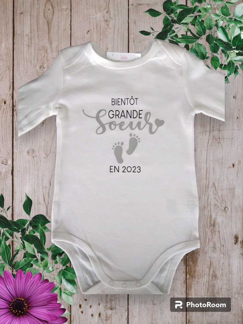 Bodie ou T-shirts unisexe personnalisé Annonces grossesse Bientôt Grande sœur en 2024 ou Bientôt Grand frère en 2024 Gris