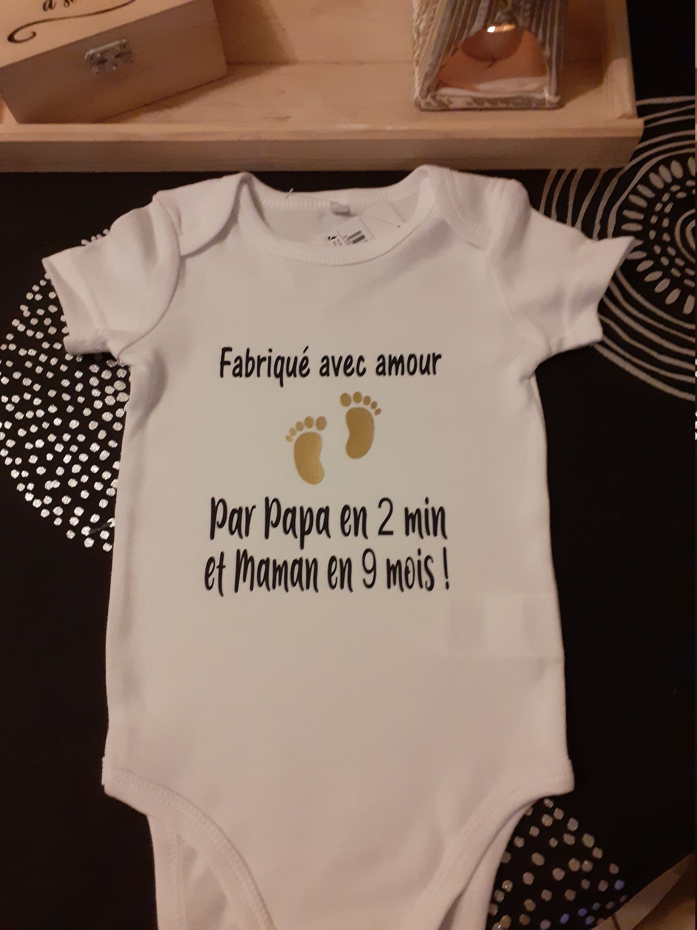 Body de bebé personalizado Hecho con amor por papá en 2 min y mamá