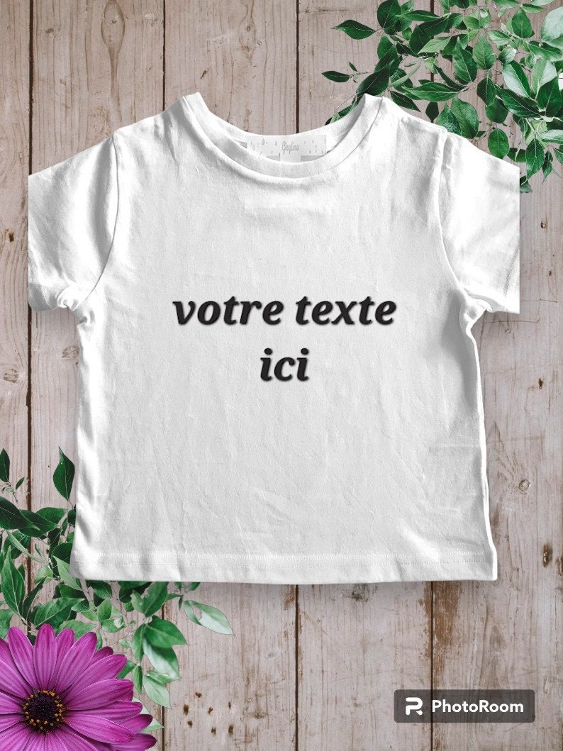 T-shirt enfant personnalisé avec le texte de votre choix sur le t-shirt et police d'écriture au choix image 1