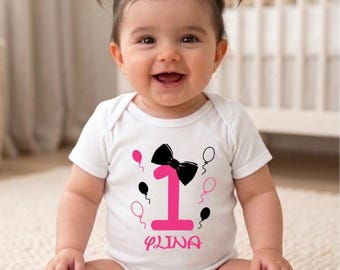 Personalized baby bodysuit or 1st birthday T-shirt – Name of your choice – Baby girl birthday outfit – First birthday gift