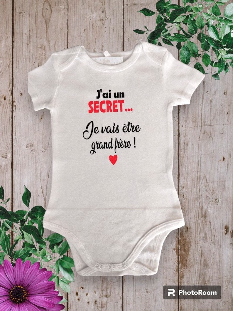 Bodies Body ou t-shirt bébé unisexe idéal pour Annoncer une grossesse J'ai un SECRET je vais être grande sœur ou grand frère, cousine ... image 1