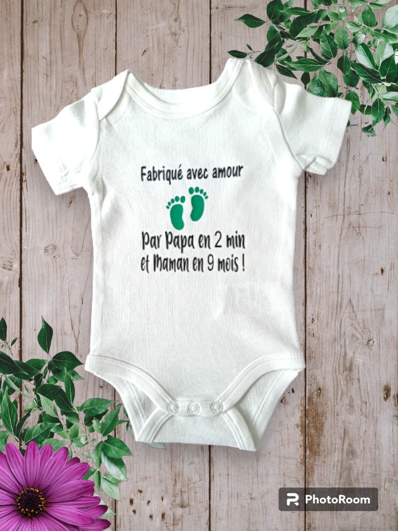 Bodie Body neonato personalizzato Fatto con amore da papà in 2 minuti e mamma in 9 mesi Vert foncé