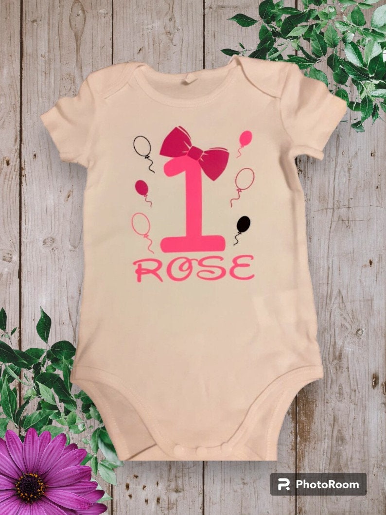 Bodie Body or personalized unisex t-shirt 1st birthday with the first name of your choice Rose fluo