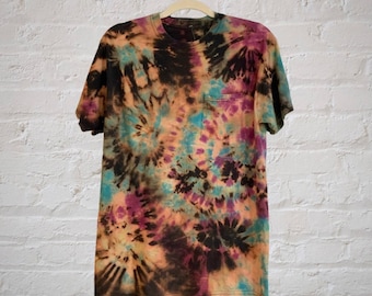 Medium Tie-dyed T-shirt with Pocket | Multi dye techniques