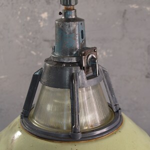 Emaille-Pendelleuchte grün Industrielle Pendelleuchte Alte Fabriklampe Bild 8