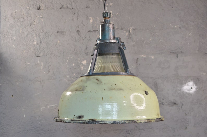 Emaille-Pendelleuchte grün Industrielle Pendelleuchte Alte Fabriklampe Bild 5