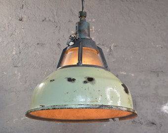 Emaille hanglamp groen| Industriële hanglamp | Oude fabriekslamp