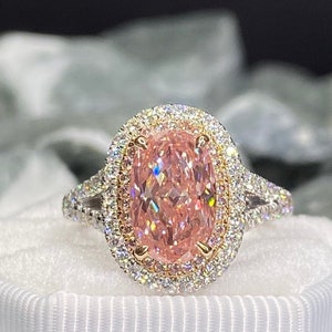 Fancy pink engagement ring, 3.00 carats diamond, oval cut