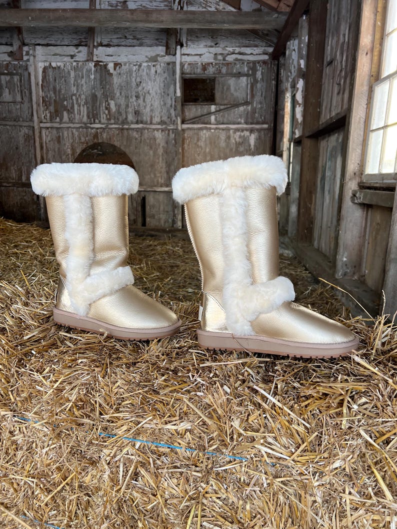 Inoli Women’s Sheepskin Ugg like Winter Cold Weather Gold Metallic Boots image 6