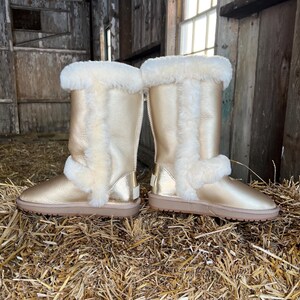Inoli Women’s Sheepskin Ugg like Winter Cold Weather Gold Metallic Boots image 5