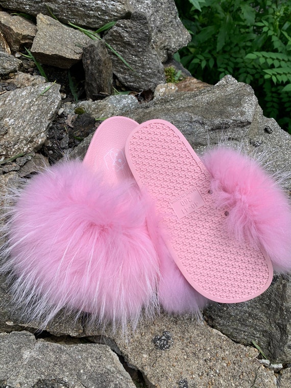 Bubble Gum Pink Fur Slides Womens Luxury Pool Beach Slides 