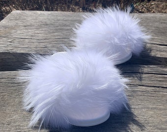 Yeti White Fur Slides - Pool Slides - Fur Sandals - Fur Slippers - Women’s Fur Slides - White Fur Slides - Wedding Shoes