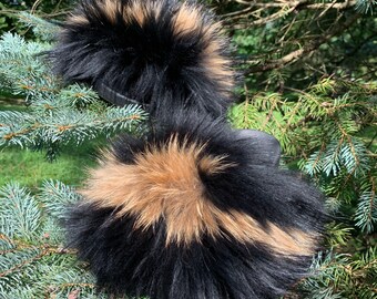 Inoli Brand Black and Tan Fur Slides - Pool Slides - Fur Slippers - Furry Slides - Fur Slides - Fur Sandals