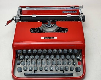 Ferrari Red İtalian Olivetti Lettera 22 Working Typewriter, Portable, Antique, Vintage Retro typewriter,  birthday gift for her him