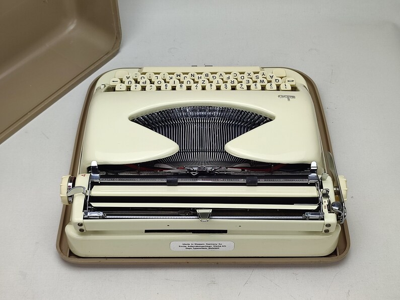 ABC West Germany Working Typewriter, Antique Beige Cream Machine ...