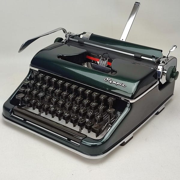 Qwerty Olympia SM2 / SM3 werkende typemachine, draagbare, werkende vintage typemachine, retro cadeau voor Moederdag, onderhouden typemachine voor leraar