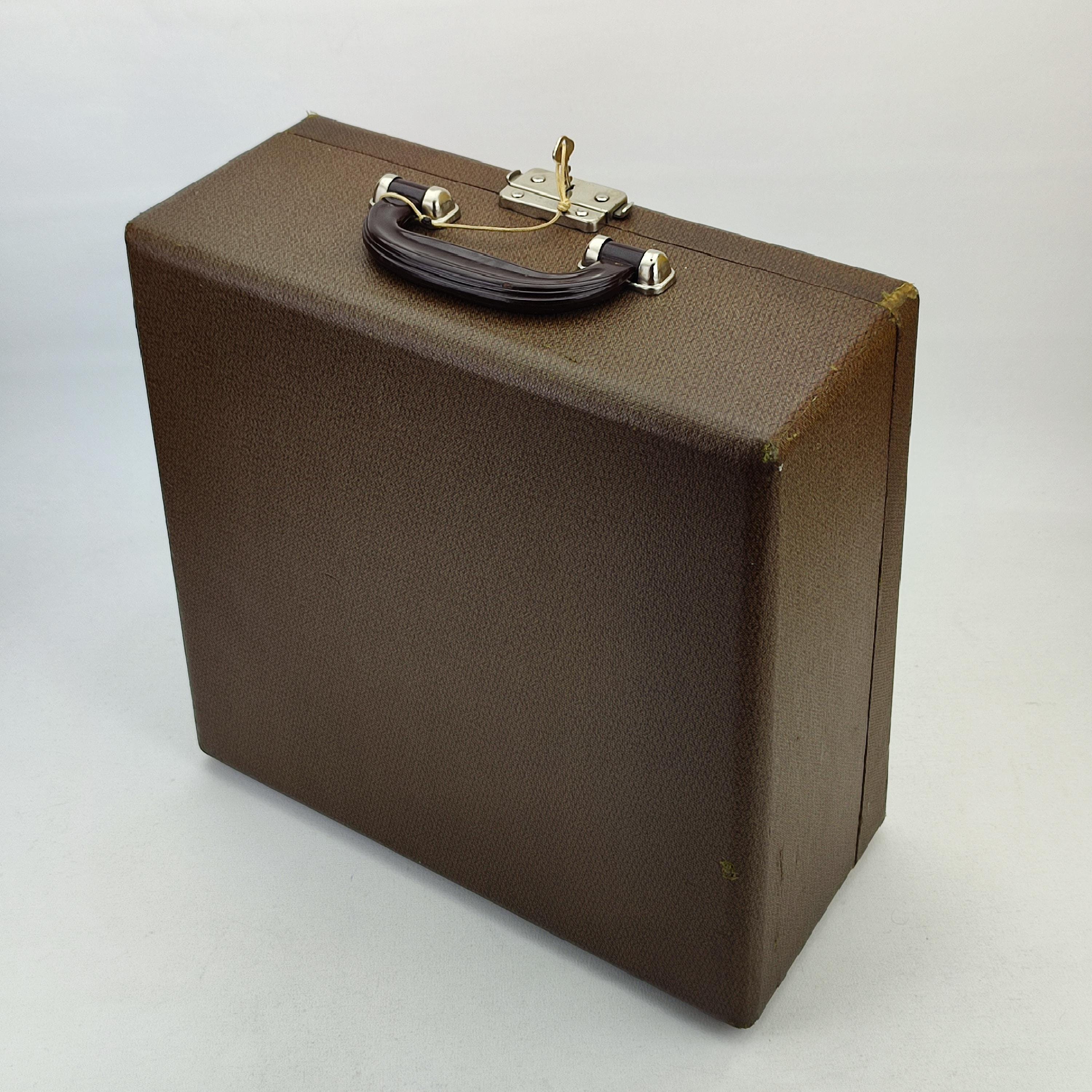 ブラックフライデー割引！レミントン トラベルライター QWERTY