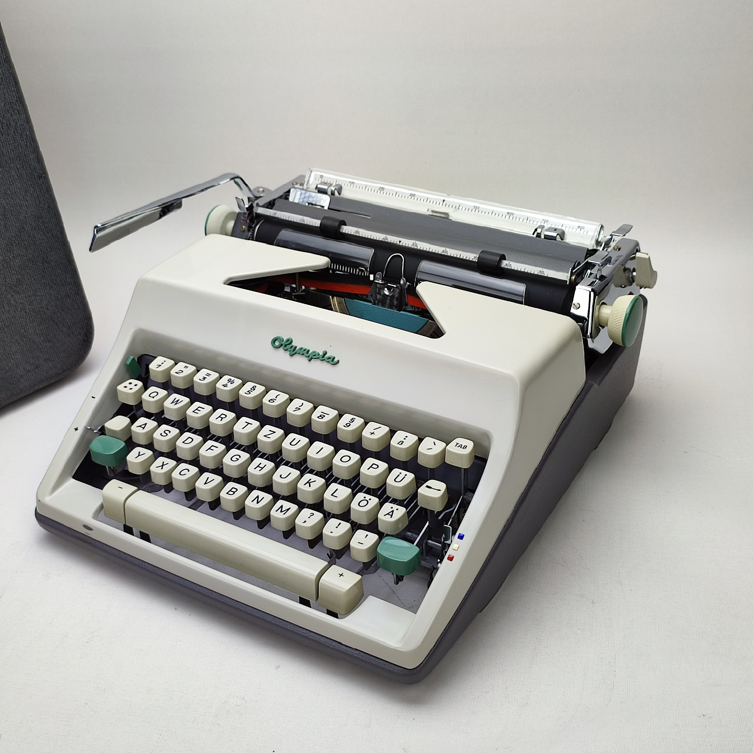 Gift for Father Olympia SM9 Typewriter Working Typewriter