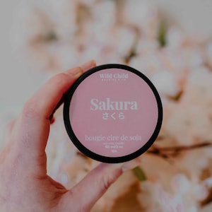Sakura - Natural scented candle - 12h