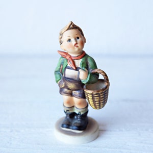 Hummel Figurine &quot; Village Boy #51
