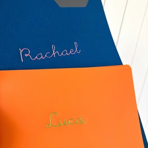 Cartelle ricamate per il ritorno a scuola, cartellette per il ritorno a scuola, organizzazione, regalo per l'insegnante, regalo per il ritorno a scuola immagine 2