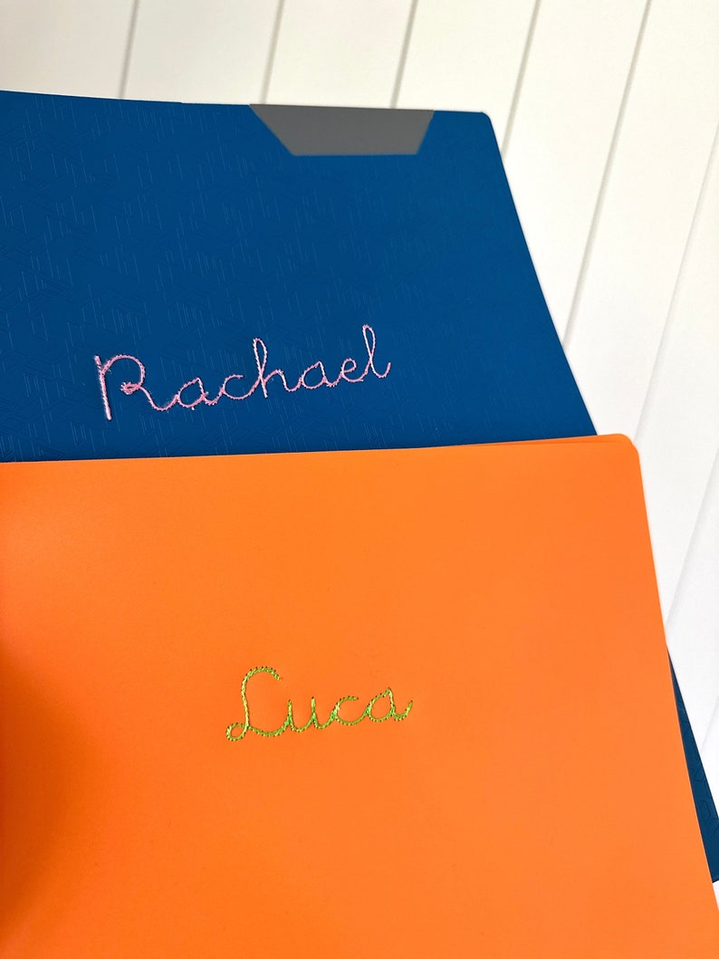 Cartelle ricamate per il ritorno a scuola, cartellette per il ritorno a scuola, organizzazione, regalo per l'insegnante, regalo per il ritorno a scuola immagine 2