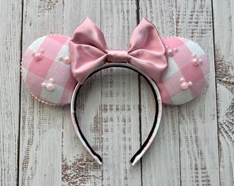 Pink Heart Minnie Ears, Valentine Minnie ears, Sweethearts Nite Minnie Ears , Coquette Lace Ears